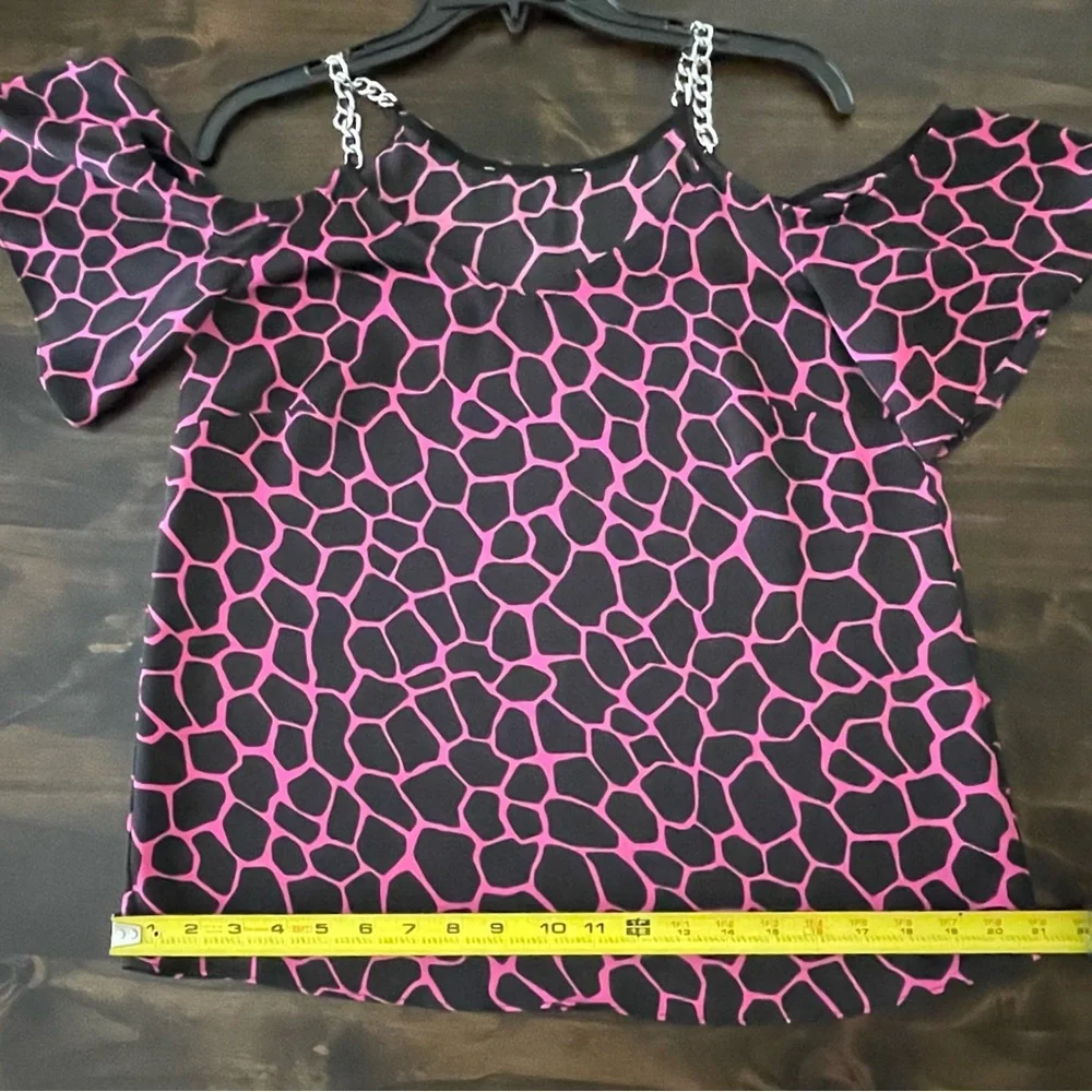 Michael Kors Women's Giraffe Print Cold-Shoulder Top
